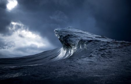 « Seascape » par Ray Collins: le photographe qui capture la naissance des vagues