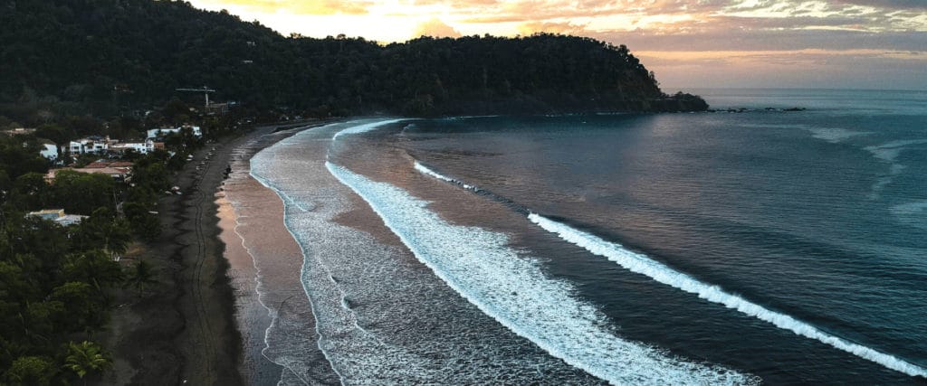 Dominical au Costa Rica, pour un apprentissage du surf sans encombres